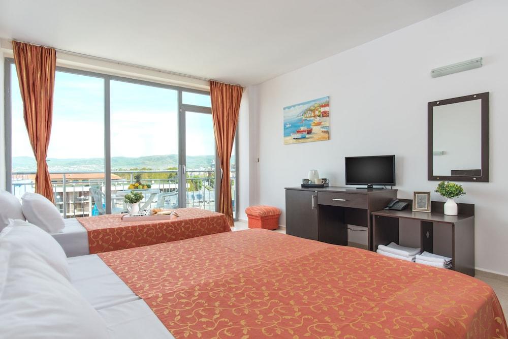 Tm Deluxe Hotel サニービーチ エクステリア 写真