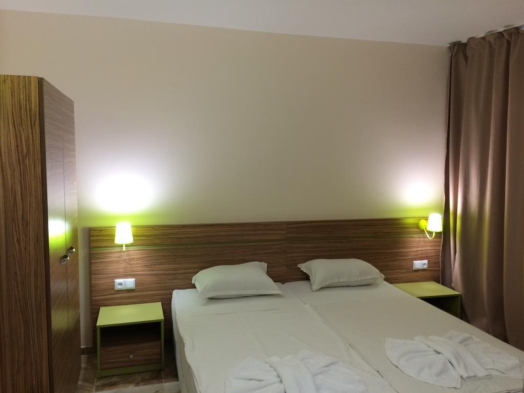 Tm Deluxe Hotel サニービーチ 部屋 写真